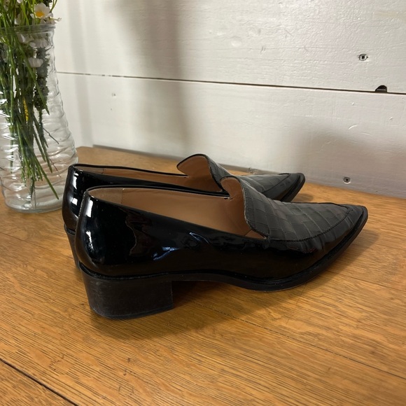 CLUB MONACO BLACK CROCO-STYLE LOAFERS — MADE IN ITALY (SIZE 8.5) - Picture 5 of 10